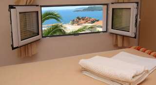 Апартаменты Apartments Antonela Свети-Стефан Апартаменты с 2 спальнями, балконом и видом на море-6