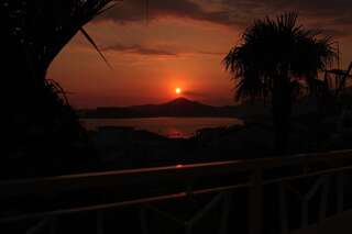 Апартаменты Apartments Antonela Свети-Стефан Четырехместный номер с балконом - Без кухни-2