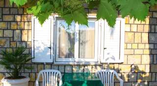 Апартаменты Apartments Antonela Свети-Стефан Апартаменты с 2 спальнями (для 4 взрослых)-1